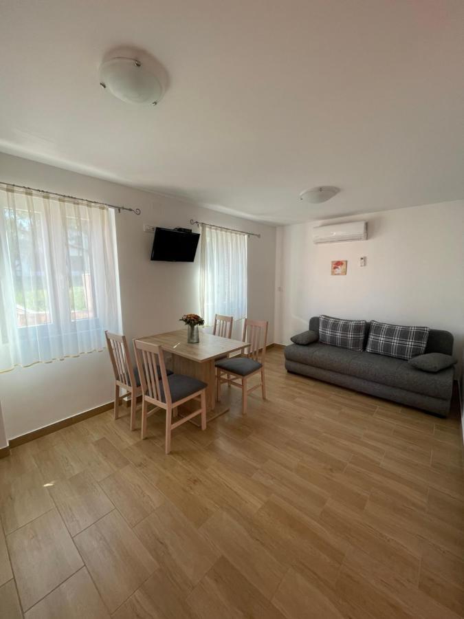 Appartamento Rozmaryn Nerezine Esterno foto